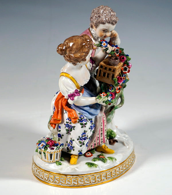 ✤1924年以前✤マイセン(Meissen)✤『マフを持つ女性』 - 工芸品