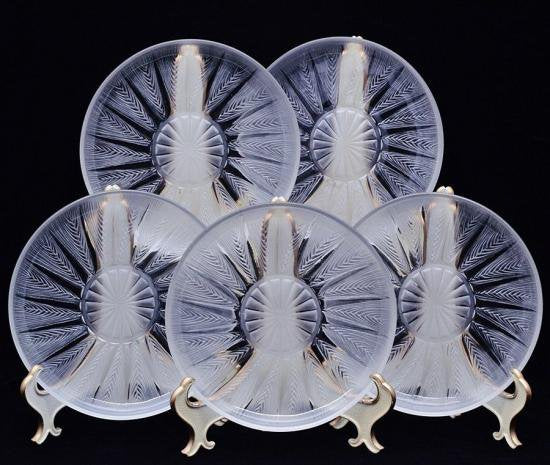 ルネ・ラリック アートガラスの飾り皿 5枚組 – アンティークテーブルウェア