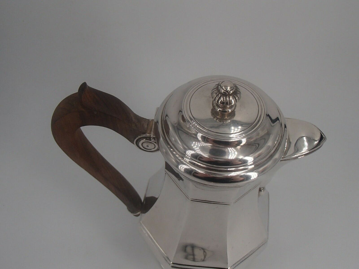 ピュイフォルカ製、美しい銀のコーヒーポット、ミネルヴァ1