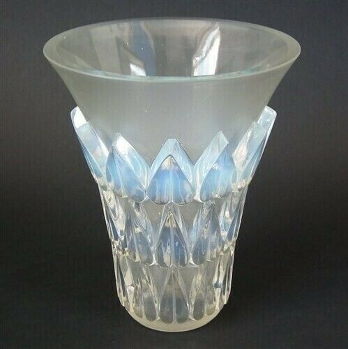 ルネ・ラリック オパルセントグラス “フイユ（葉）”花瓶