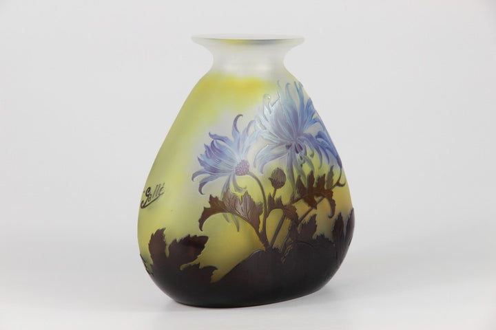 エミールガレ　菊の花の花瓶