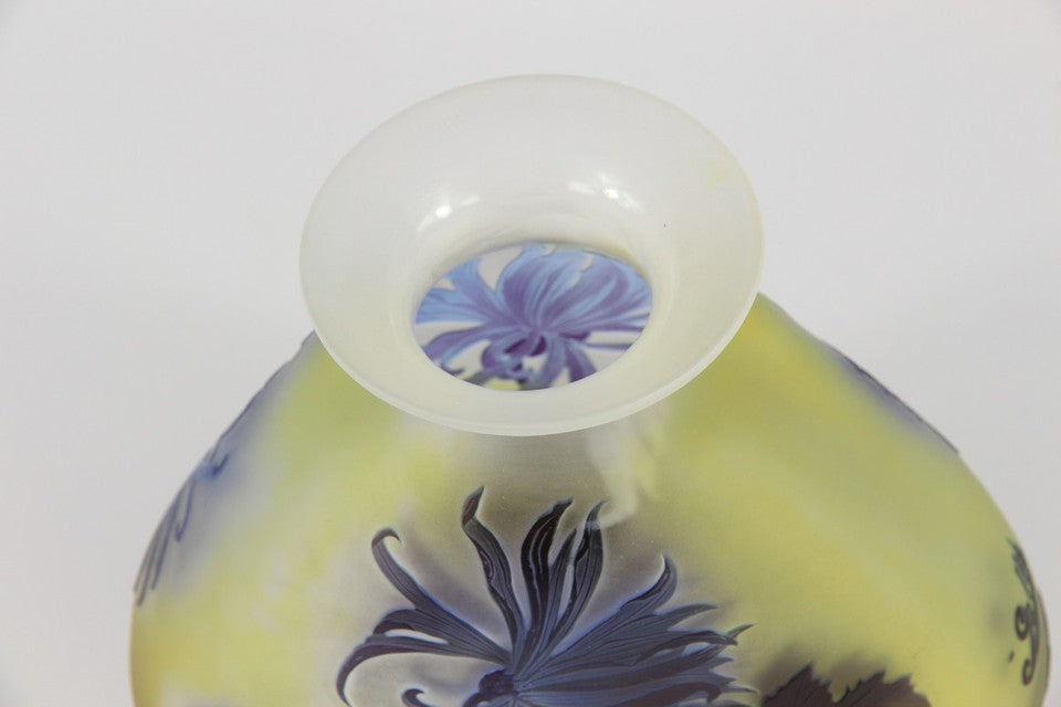 エミールガレ　菊の花の花瓶