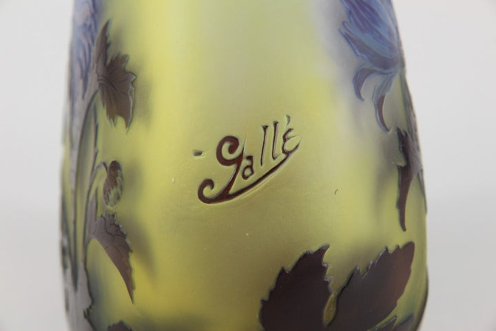 エミールガレ　菊の花の花瓶