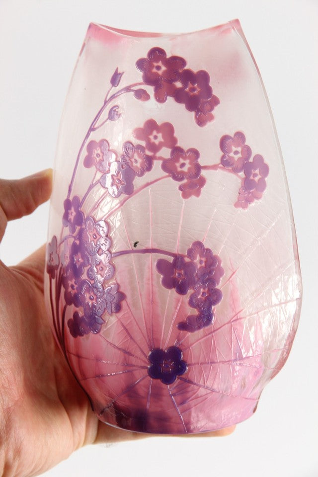 エミールガレ プリムローズの花の花瓶