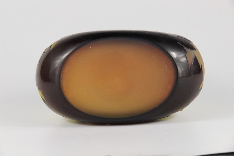 エミールガレ　菊の花の花瓶