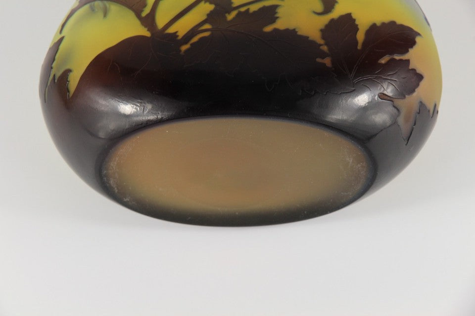 エミールガレ　菊の花の花瓶