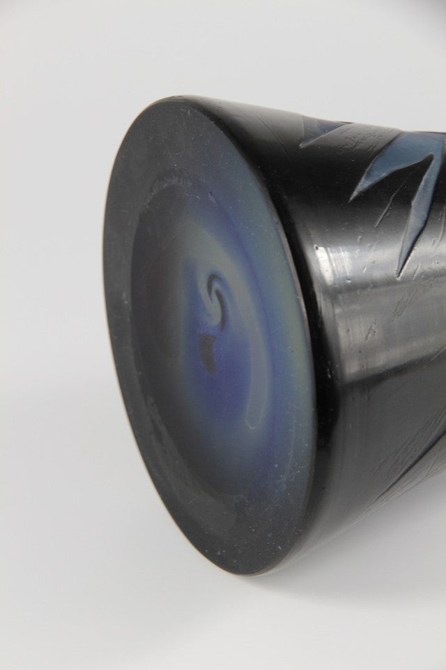 エミール・ガレ グラジオラスと蝶文 酸化腐食彫 カメオガラス 大型花瓶（1910年頃）