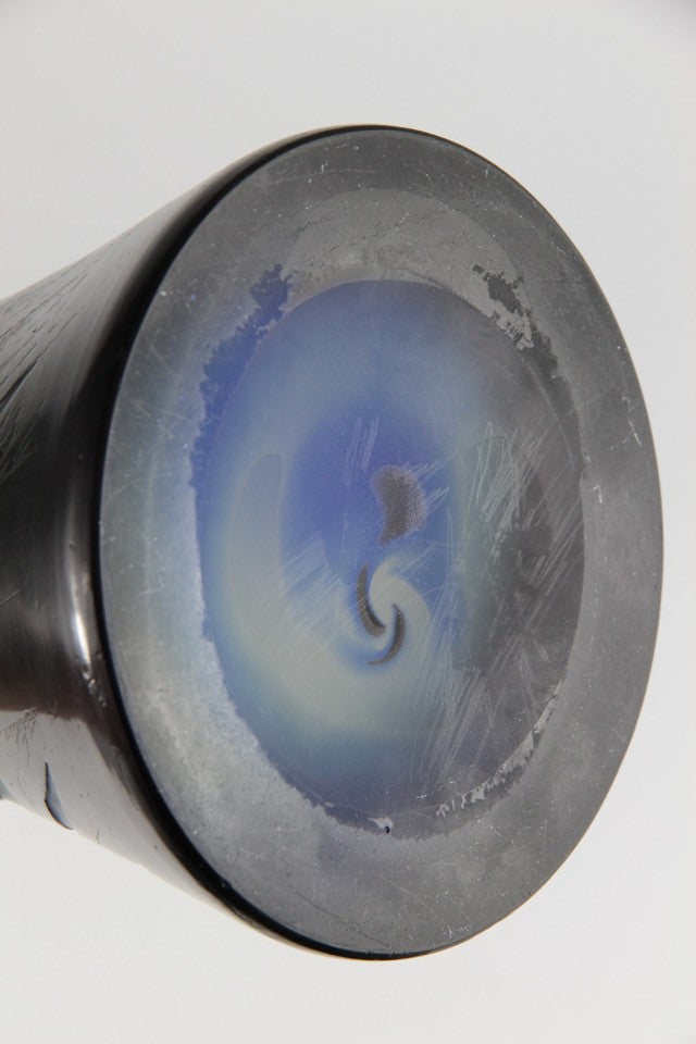 エミール・ガレ グラジオラスと蝶文 酸化腐食彫 カメオガラス 大型花瓶（1910年頃）