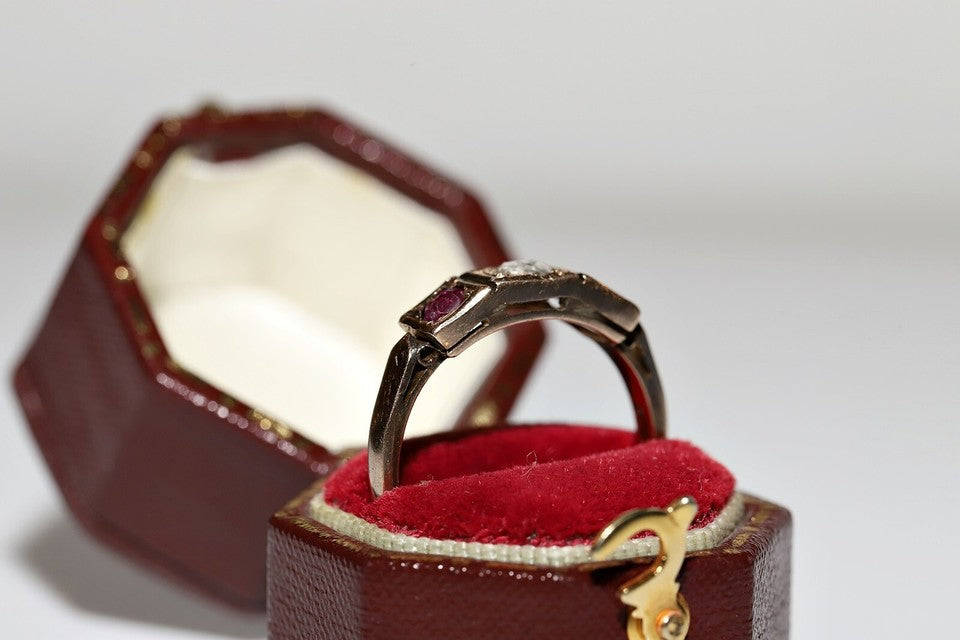 アンティーク 1900年代頃 8K ゴールド ナチュラル ローズ カット ダイヤモンド ルビー テア ストーン リング