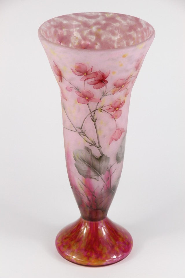 ドーム兄弟（ドームナンシー）ゼラニウムの花が描かれた花瓶