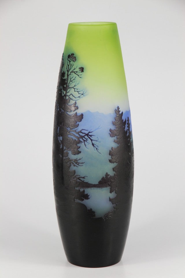エミール・ガレ 山岳風景文 酸化腐食彫 カメオガラス 大型花瓶（1910年頃）
