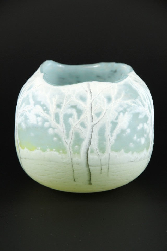 1900年頃の製造 ドーム兄弟（ドームナンシー）「雪景色」文 カメオ・ガラス花瓶