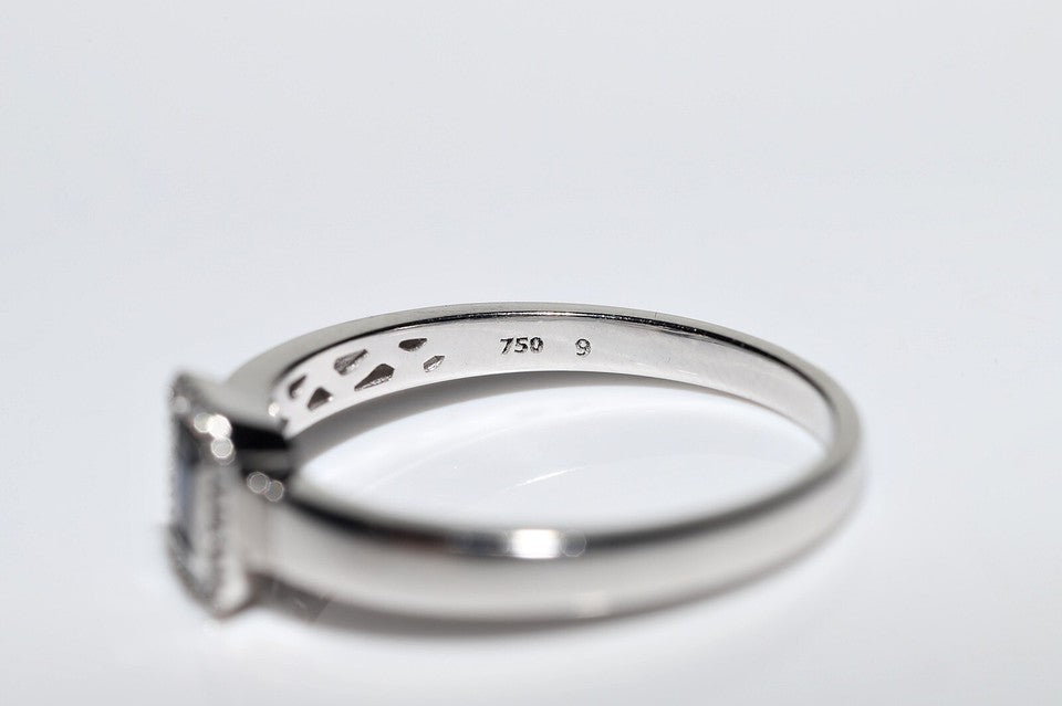 18Kホワイトゴールド天然ダイヤモンドとサファイアの装飾リング