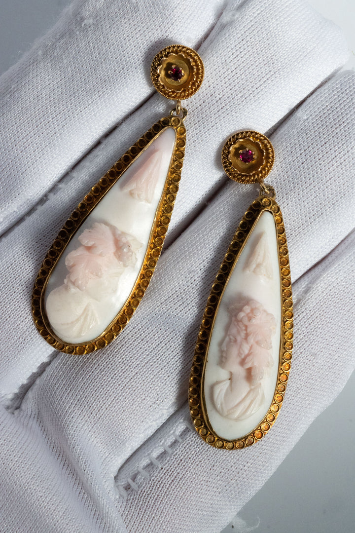 19世紀 ヴィクトリアン 15金 7.2g ルビー & 珊瑚カメオ エトルスカン・スタイル・ピアス