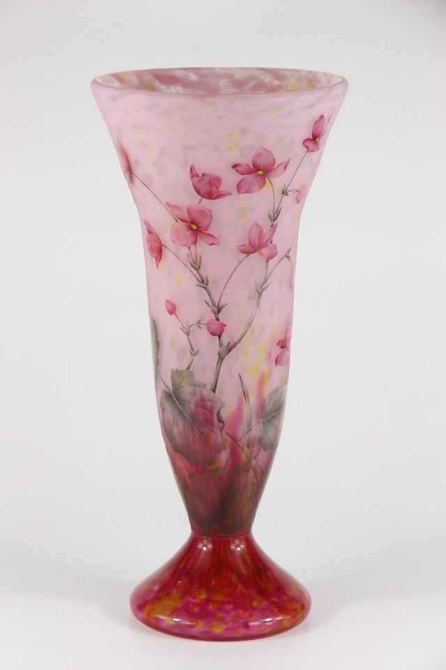 ドーム兄弟（ドームナンシー）ゼラニウムの花が描かれた花瓶