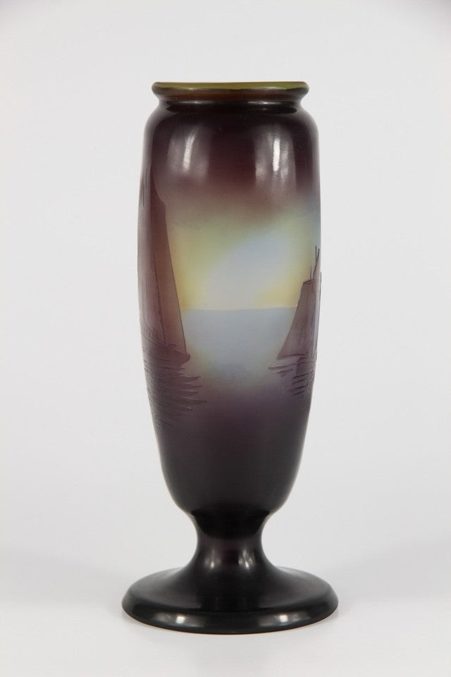 エミール・ガレ 帆船文 酸化腐食彫 カメオガラス 花瓶（1920年頃）