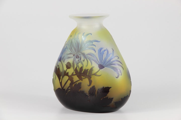 エミールガレ　菊の花の花瓶