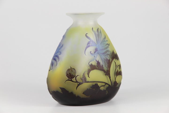 エミールガレ　菊の花の花瓶