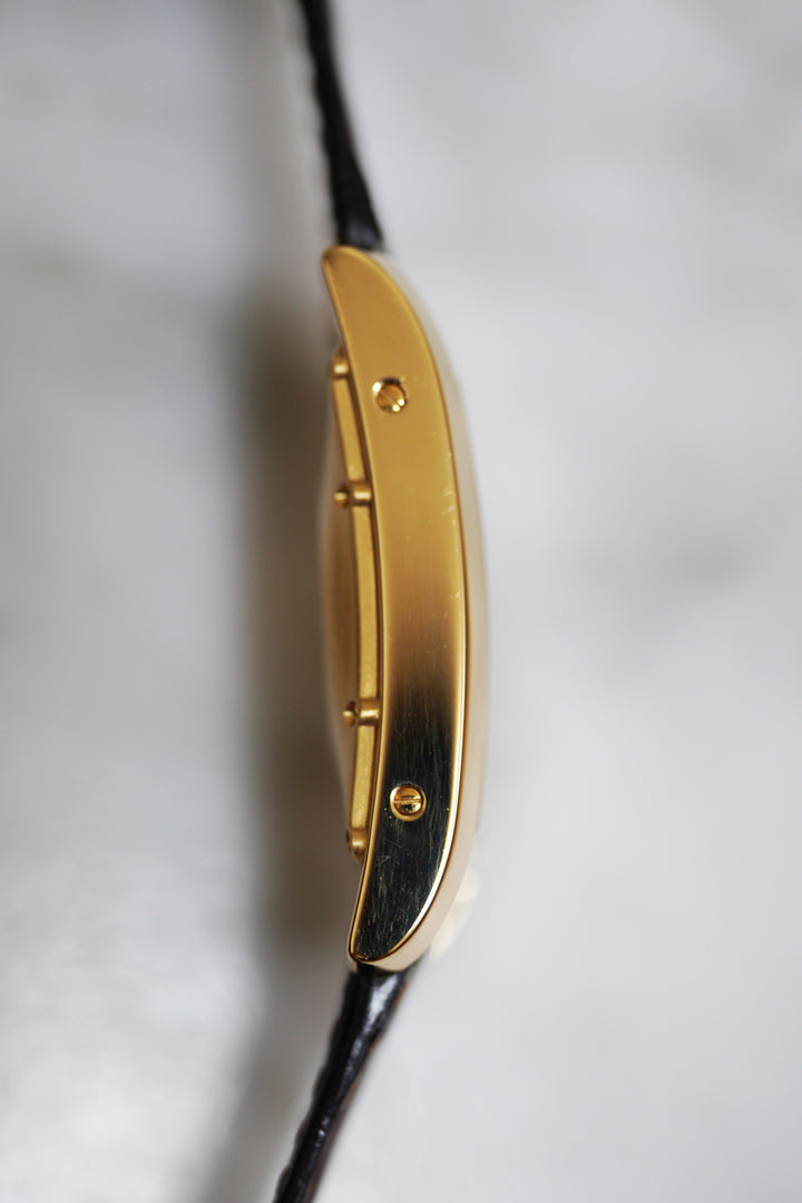 CARTIER カルティエ タンクアメリカン 18KYG MMサイズ W2600851