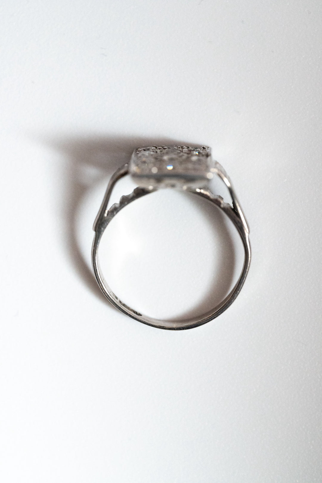 プラチナ製 2.3g 1920s アール・デコ ダイヤモンド・クラスター・リング