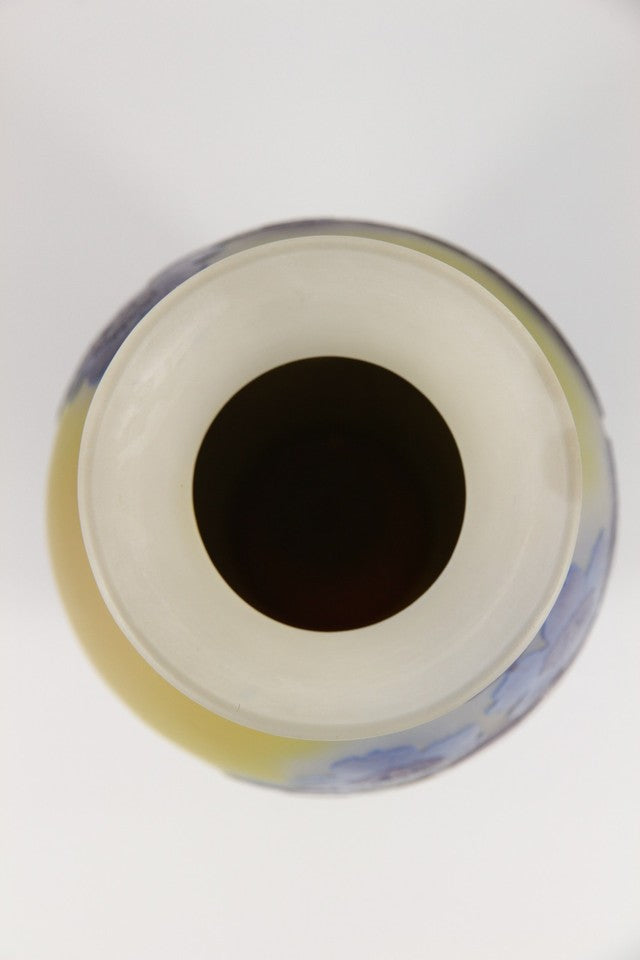 エミールガレ「キンセンカ（Calendula）」の花が描かれた花瓶