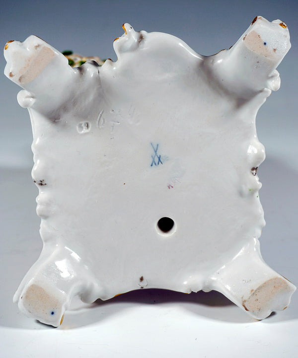りんごミカン✤マイセン(Meissen)フィギュリン『五感の寓意(触覚)』 りんごミカン様専用✤マイセン(Meissen)フィギュリン『五感の