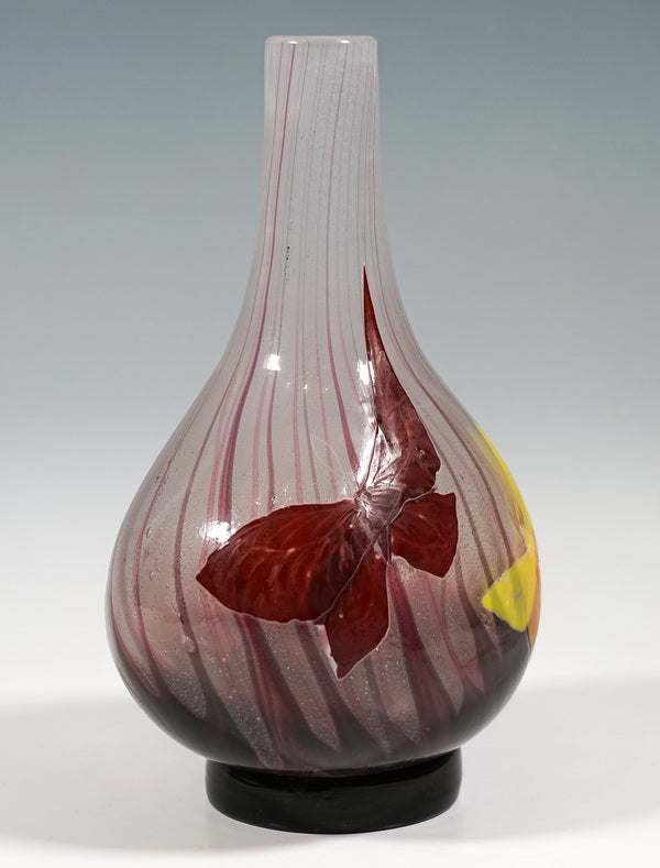 エミールガレの初期作品 蝶の象嵌細工の花瓶（Marqueterie Aux