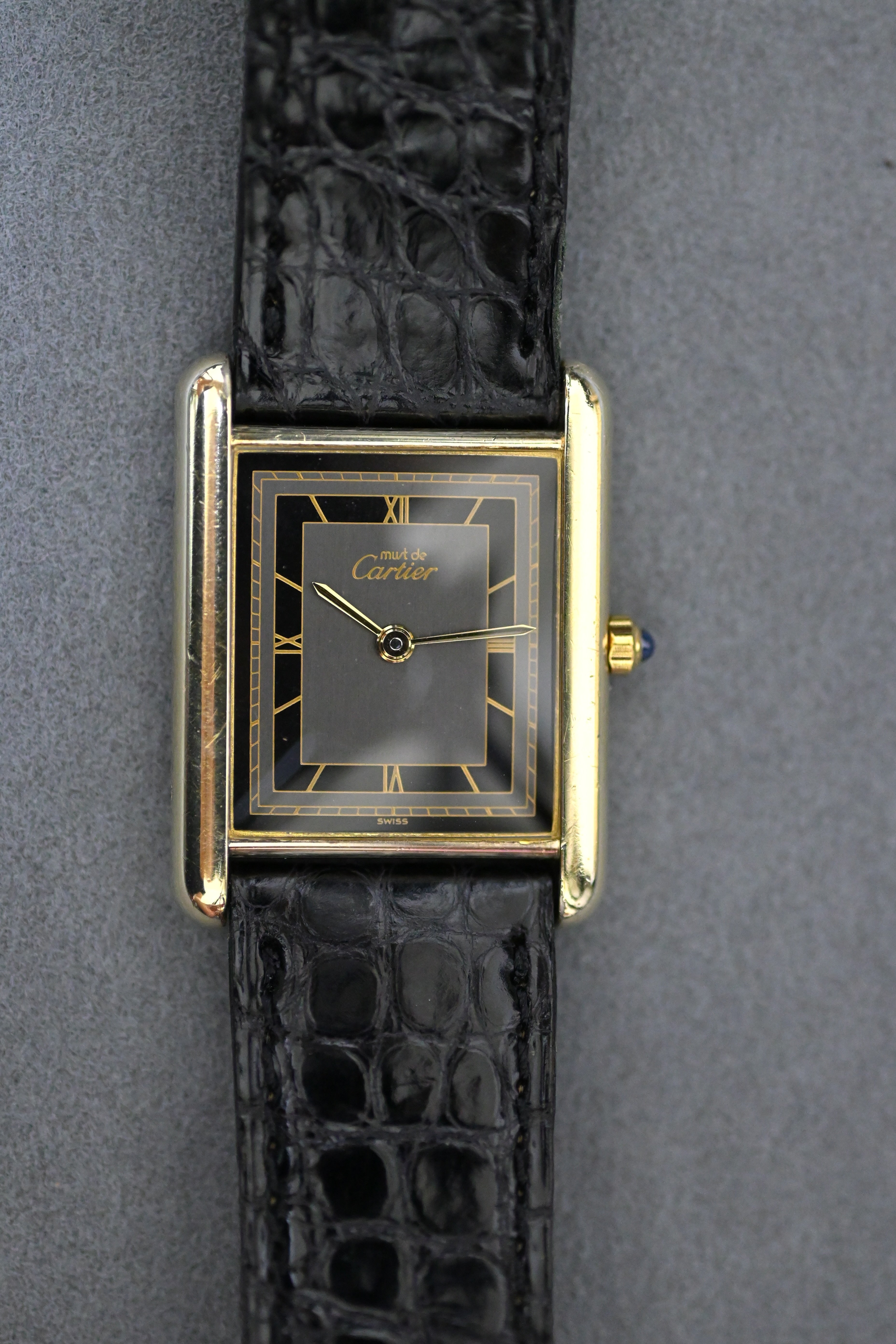 Cartier レディース マストタンク　ゴールド　時計 箱保証書付き　925 国際永久保証書/箱付き』マスト ドゥ カルティエ タンク（マストタンク