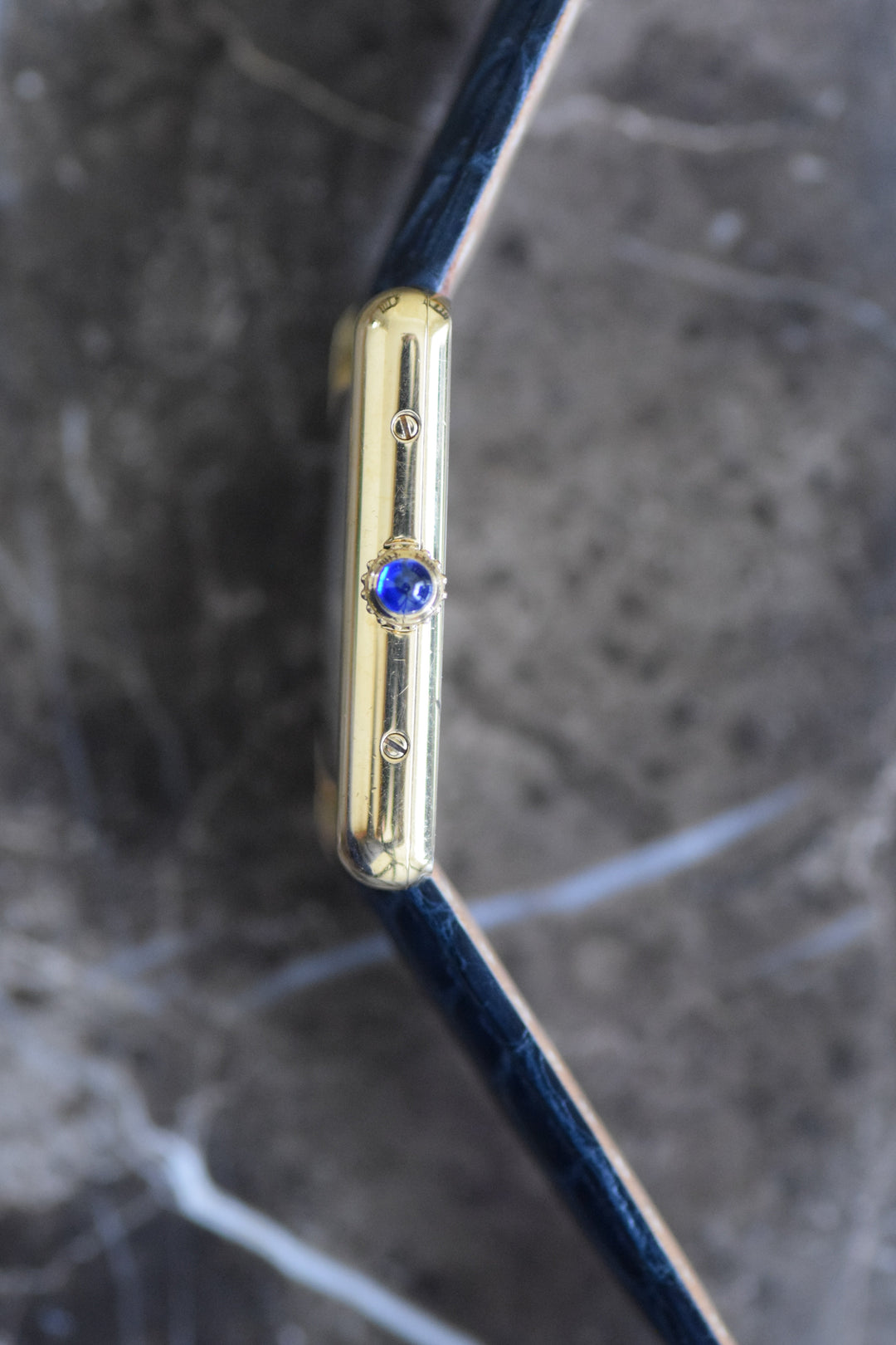 廃盤マスト ドゥ カルティエ タンク　ユニセックス ヴィンテージウォッチ オパランインデックス LMサイズ 純銀に18Kヴェルメイユ