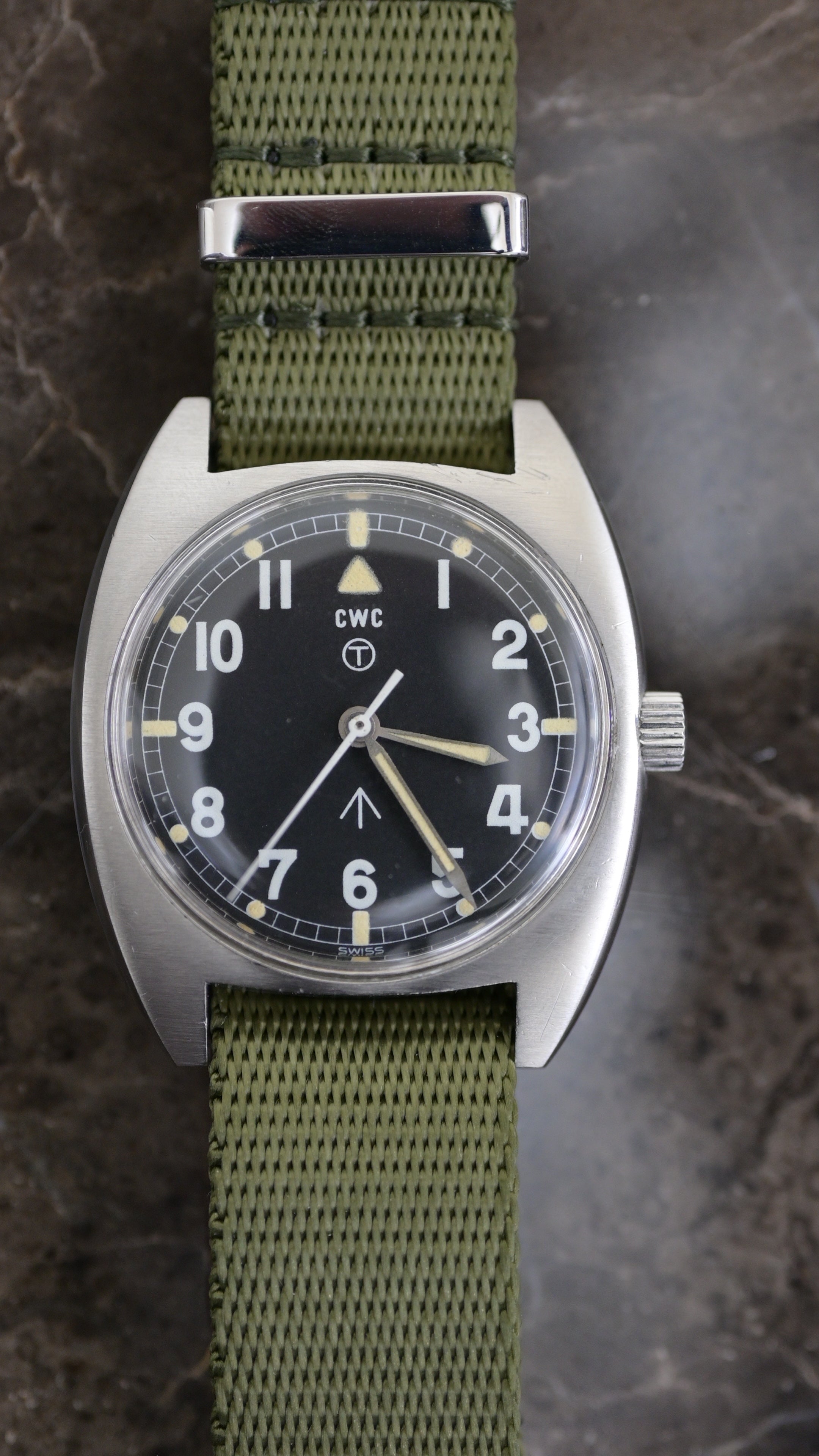 CWC W10 1983年 英国軍 CWC W10 イギリス陸軍支給品 ヴィンテージミリタリーウォッチ