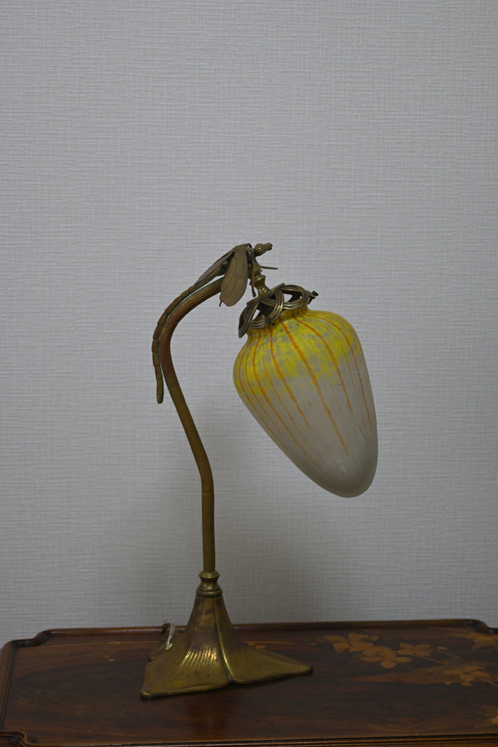 【保証書/箱付き】ドーム兄弟（ドームナンシー）トンボの装飾が描かれているアンティークテーブルランプ