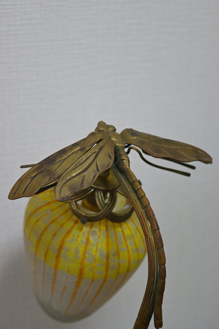 【保証書/箱付き】ドーム兄弟（ドームナンシー）トンボの装飾が描かれているアンティークテーブルランプ