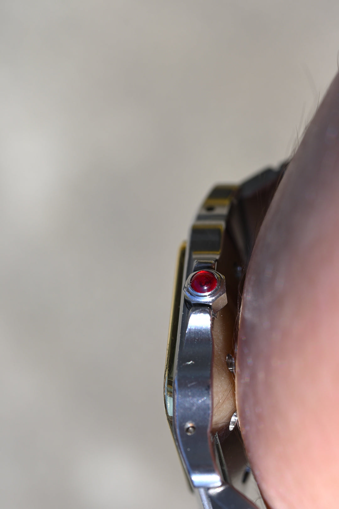 カルティエ　サントスカレ/ガルべLMサイズ バーガンディ（ワインレッド）文字盤 ステンレス x ゴールドコンビ自動巻モデル  Ref.2961　