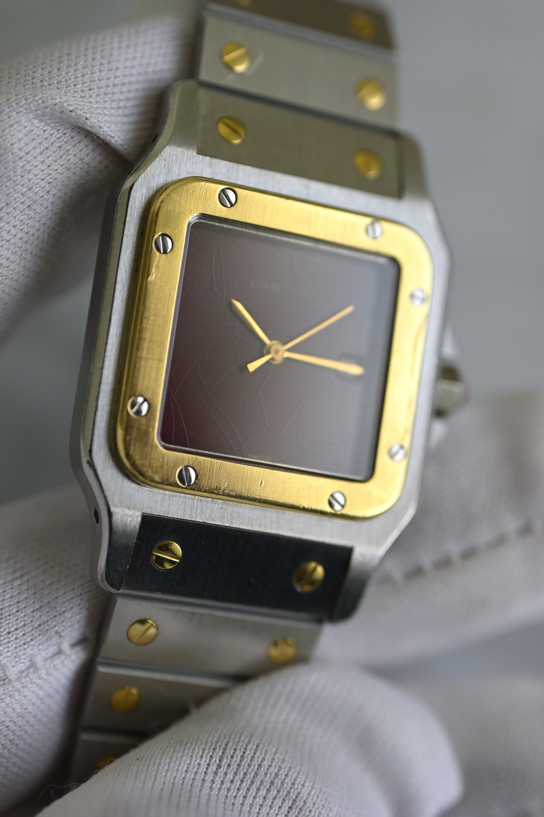 カルティエ　サントスカレ/ガルべLMサイズ バーガンディ（ワインレッド）文字盤 ステンレス x ゴールドコンビ自動巻モデル  Ref.2961　