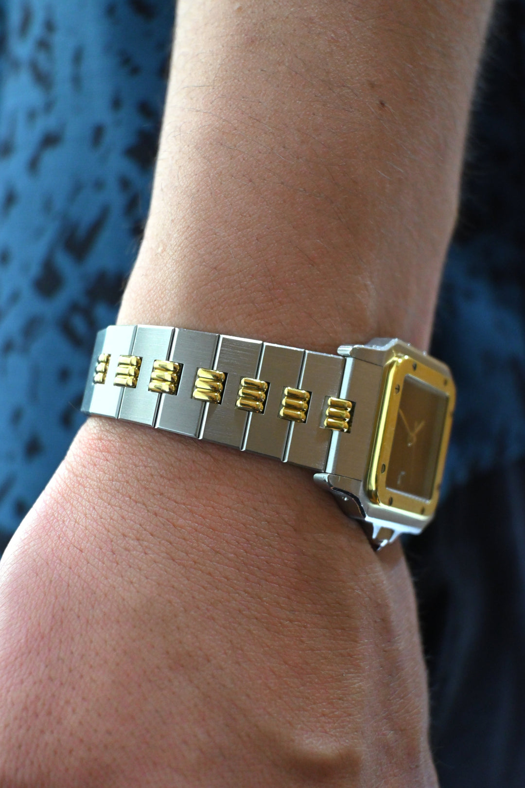 カルティエ　ゴドロンブレス　サントスカレ/ガルべLMサイズ バーガンディ（ワインレッド/ボルドー）文字盤 ステンレス x ゴールドコンビ自動巻モデル  Ref.2961