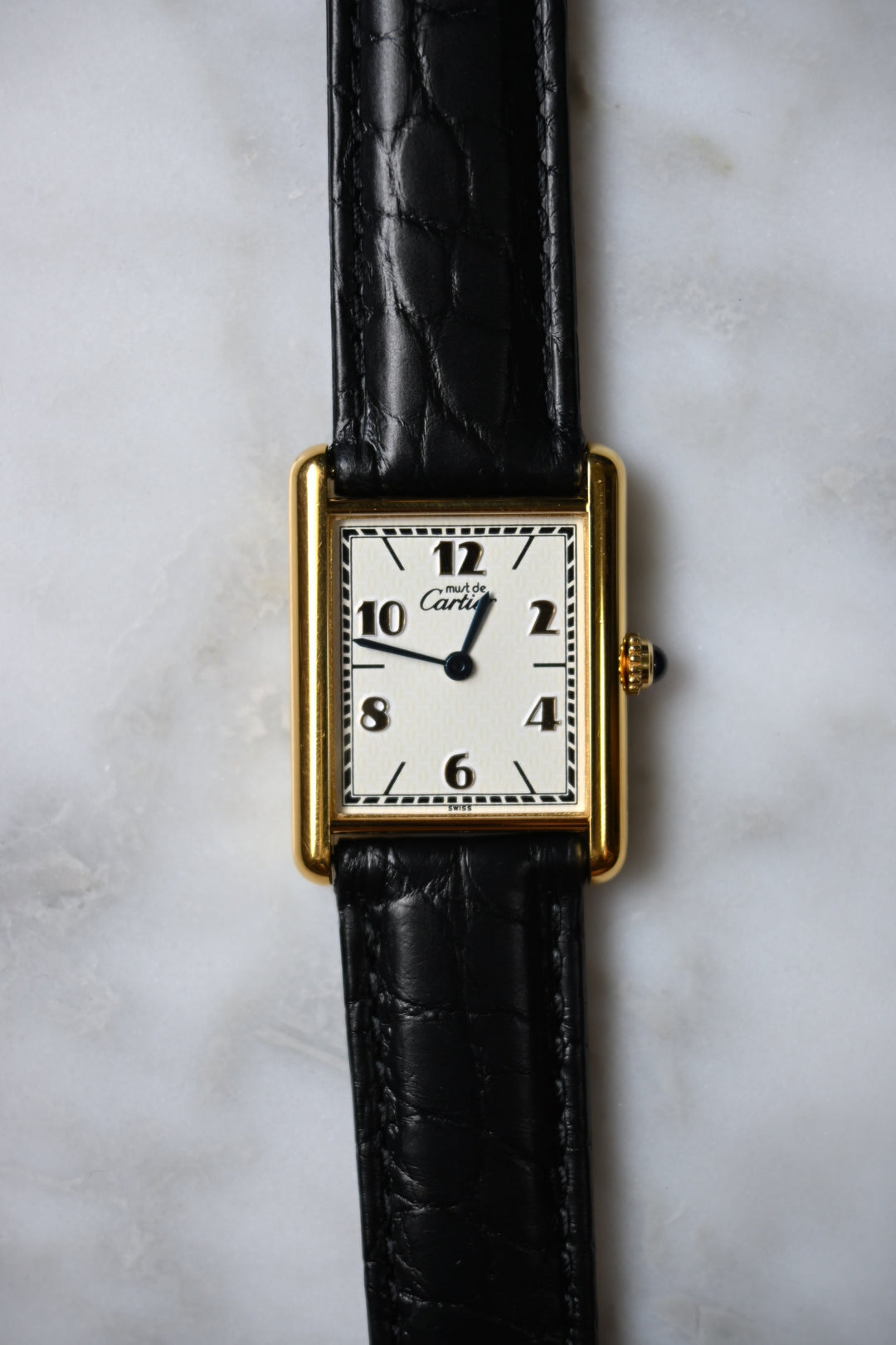【保証書付】廃盤マスト ドゥ カルティエ タンク　ユニセックス ヴィンテージウォッチ 飛びアラビア LMサイズ 純銀に18Kヴェルメイユ