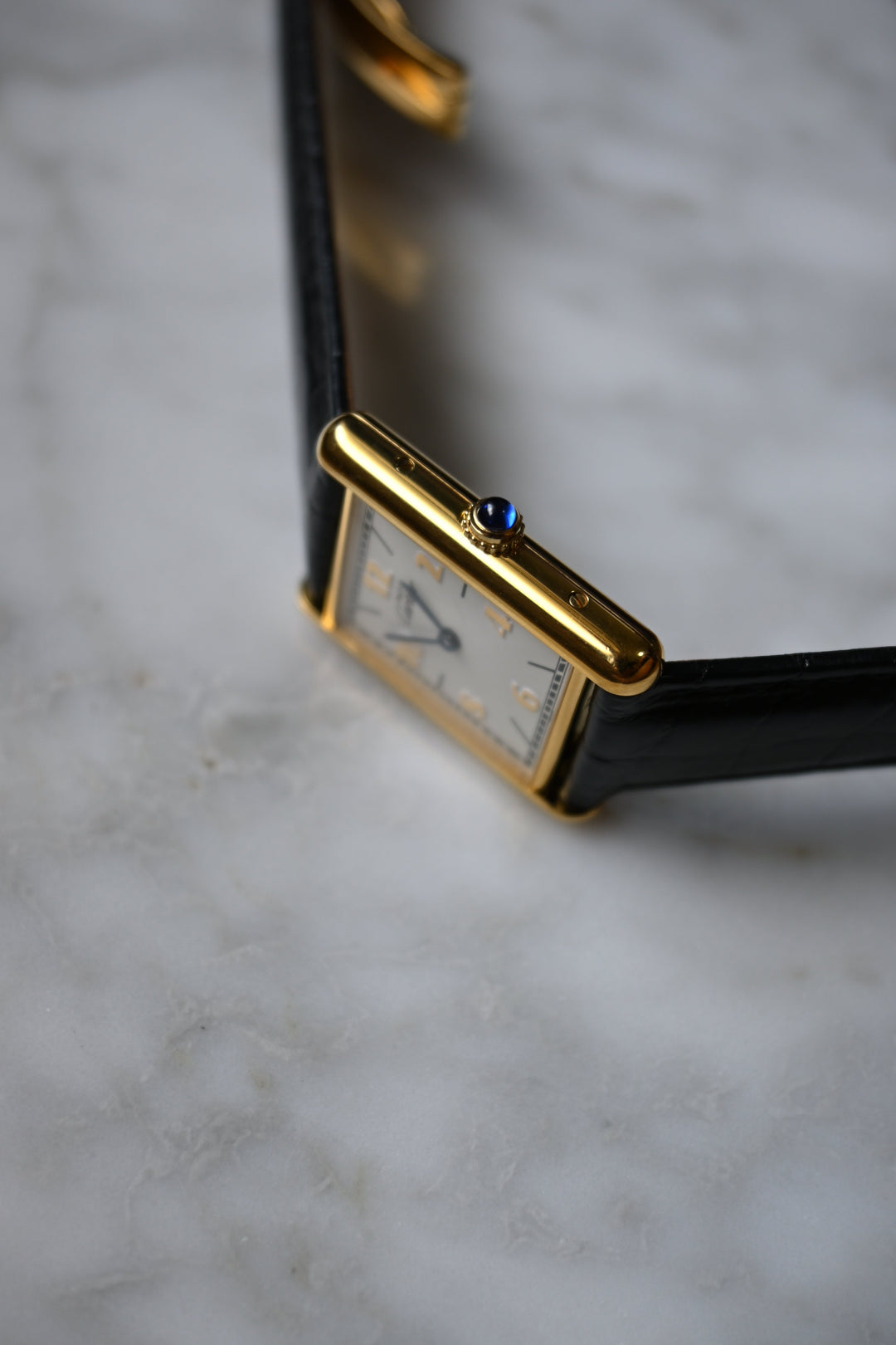 【保証書付】廃盤マスト ドゥ カルティエ タンク　ユニセックス ヴィンテージウォッチ 飛びアラビア LMサイズ 純銀に18Kヴェルメイユ