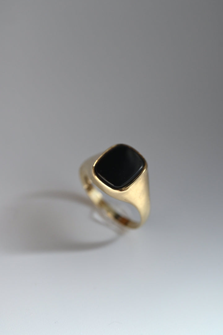 英国ヴィンテージ 9Kゴールド×オニキス・シグネットリング