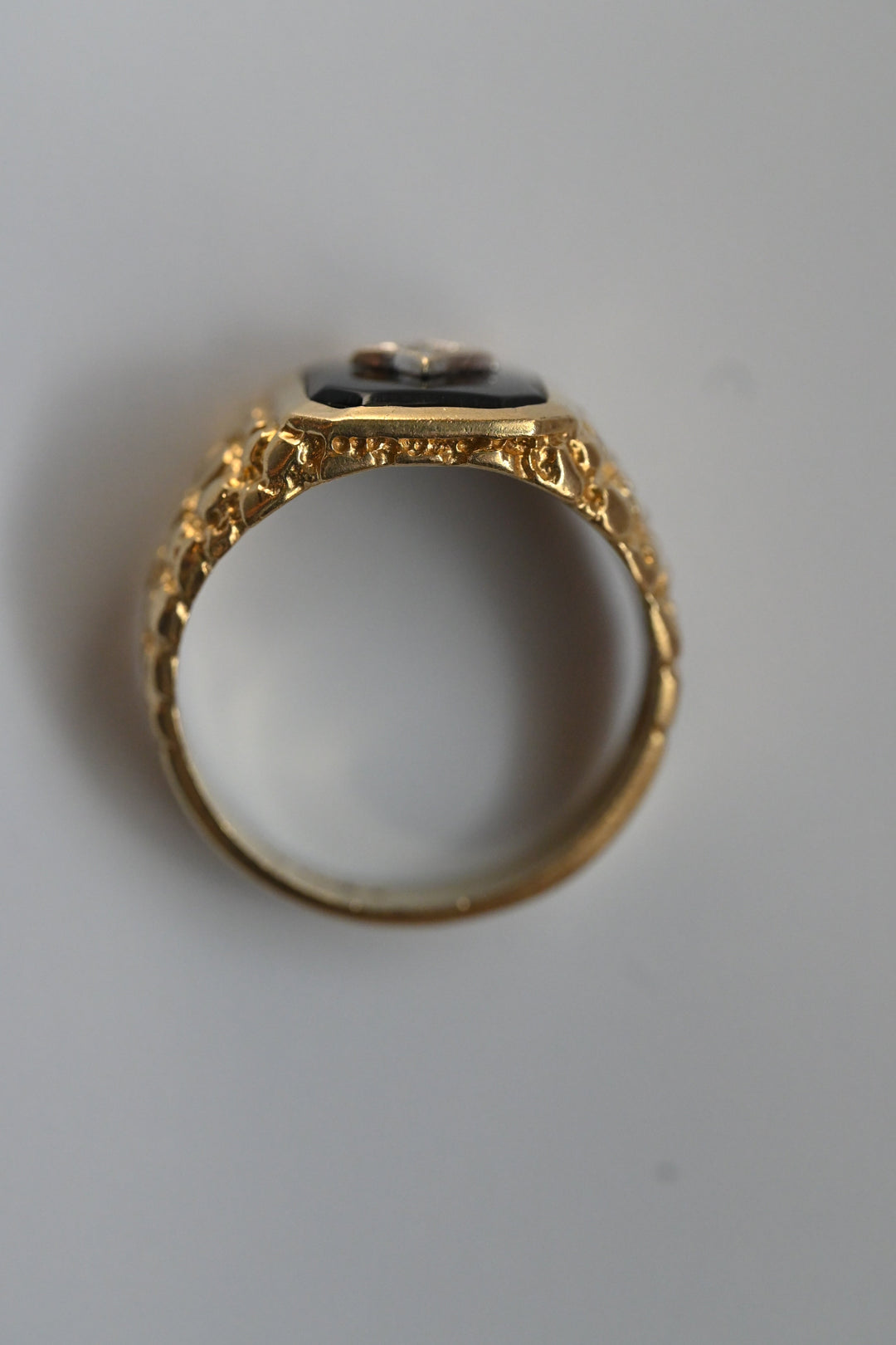 10K 5.89g オニキス ＆ 星留めダイヤ・ヴィンテージリング