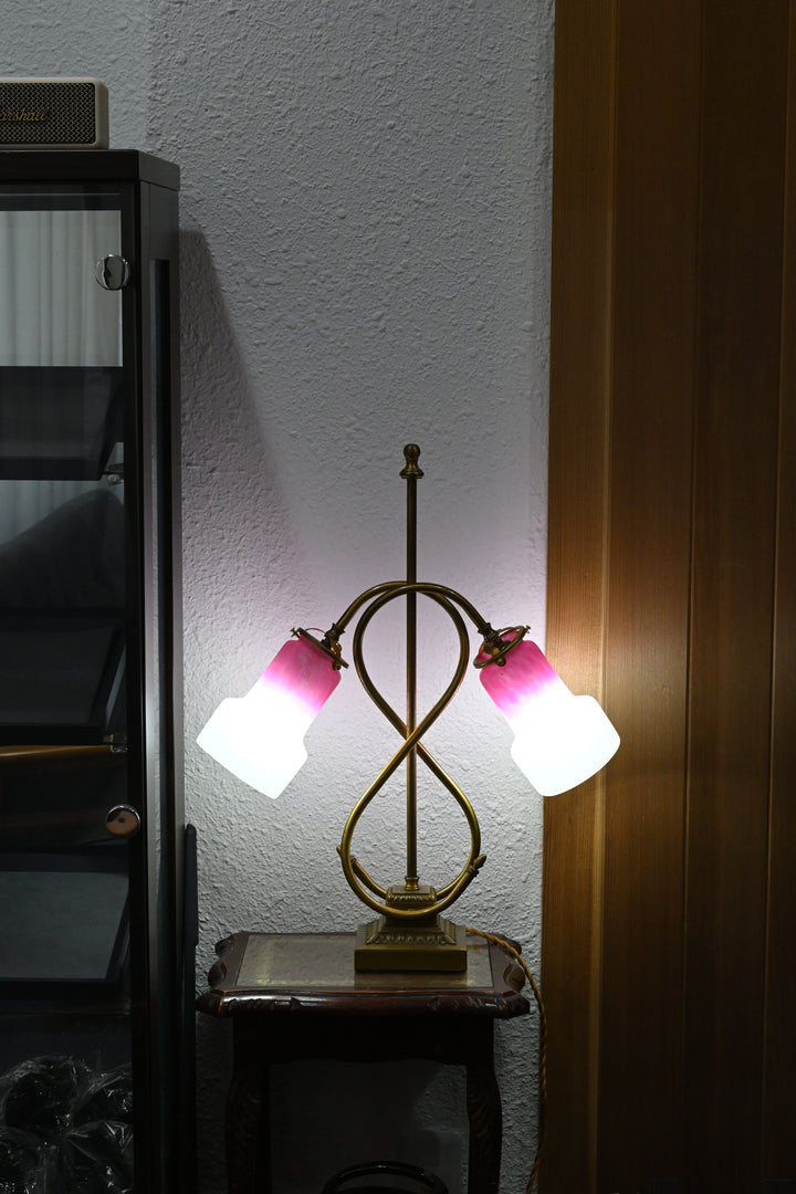 ミューラー兄弟　アールデコ期 ピンクシェードの双頭アンティークテーブルランプ