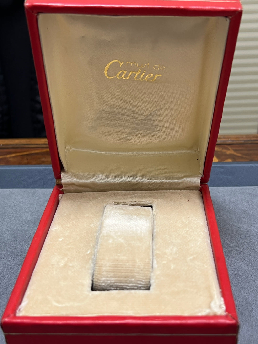 【当時のボックス/尾錠付き】オーガニックウッドタンク ロンドン/パリ/ニューヨークブティック限定モデル Ref.20611