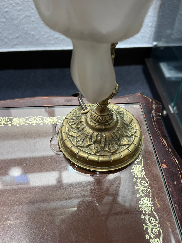 ミューラー兄弟【華鬘草型/ケマンソウ型】のアンティークテーブルランプ アールヌーボー時代