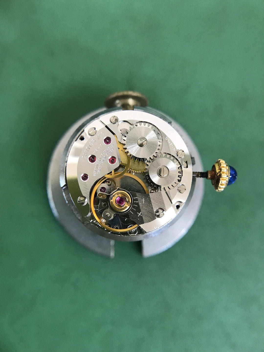 【国際保証書/ギャランティ付】廃盤マスト ドゥ カルティエ タンク（マストタンク） ヴィンテージウォッチ ヴァーガンディ LMサイズ 手巻き