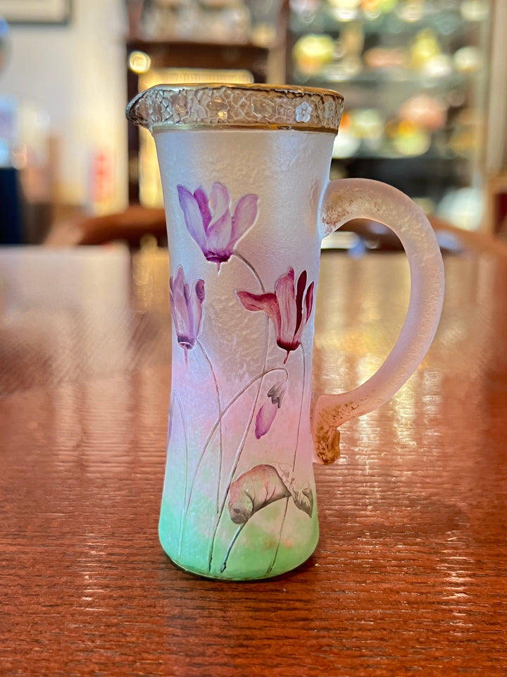 ドーム兄弟（ドームナンシー）シクラメンの花の水差し型花瓶