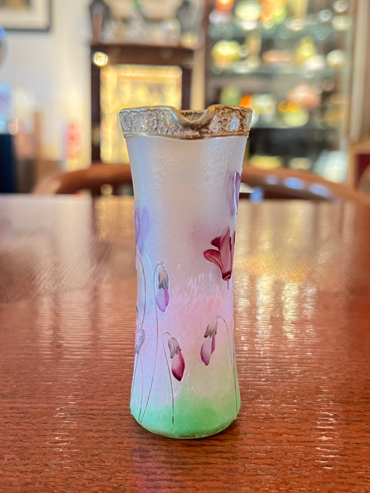ドーム兄弟（ドームナンシー）シクラメンの花の水差し型花瓶