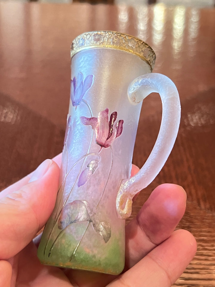ドーム兄弟（ドームナンシー）シクラメンの花の水差し型花瓶