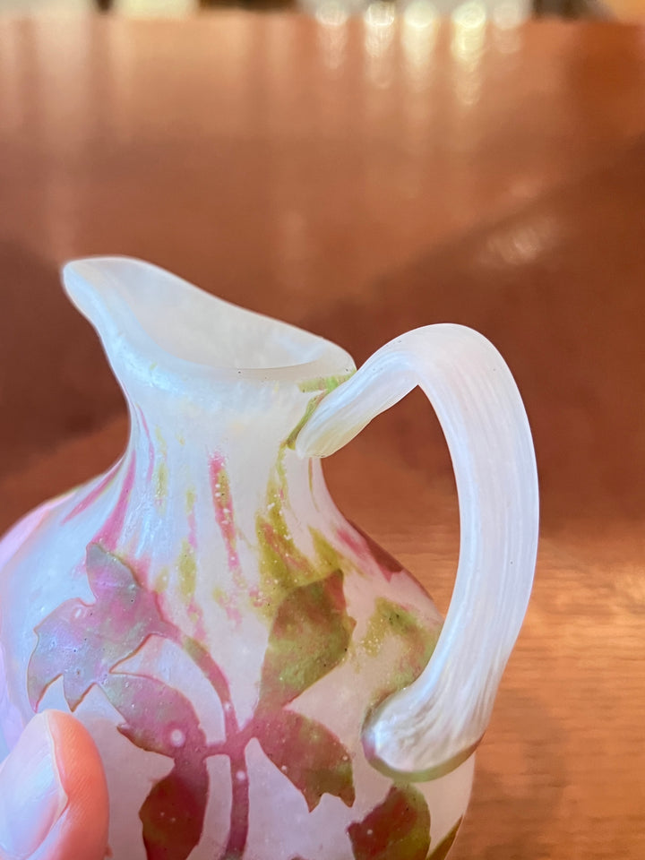 ドーム兄弟（ドームナンシー）ケマンソウの花の水差し型花瓶