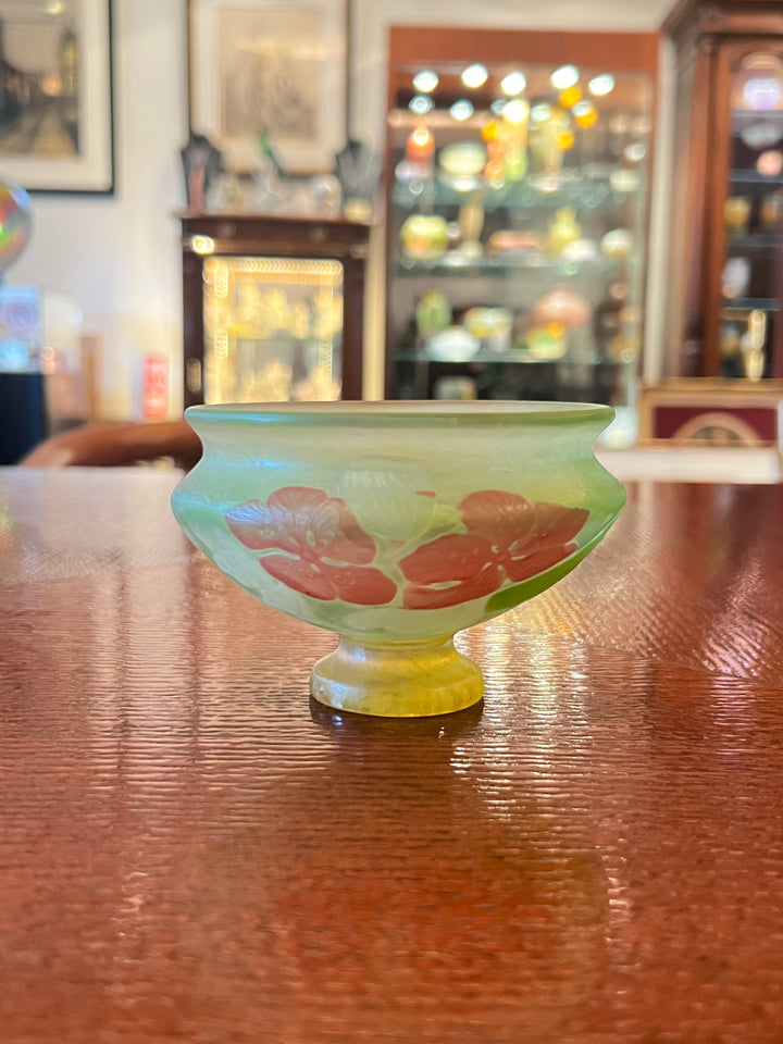 エミールガレの初期作品　ピンクの花紋のコンポート