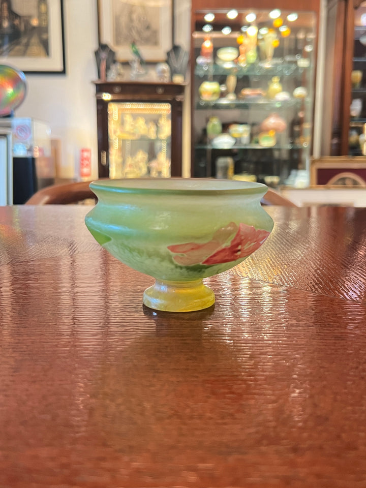 エミールガレの初期作品　ピンクの花紋のコンポート