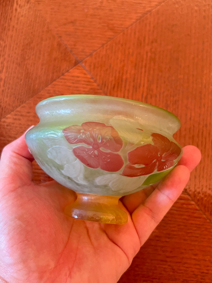 エミールガレの初期作品　ピンクの花紋のコンポート